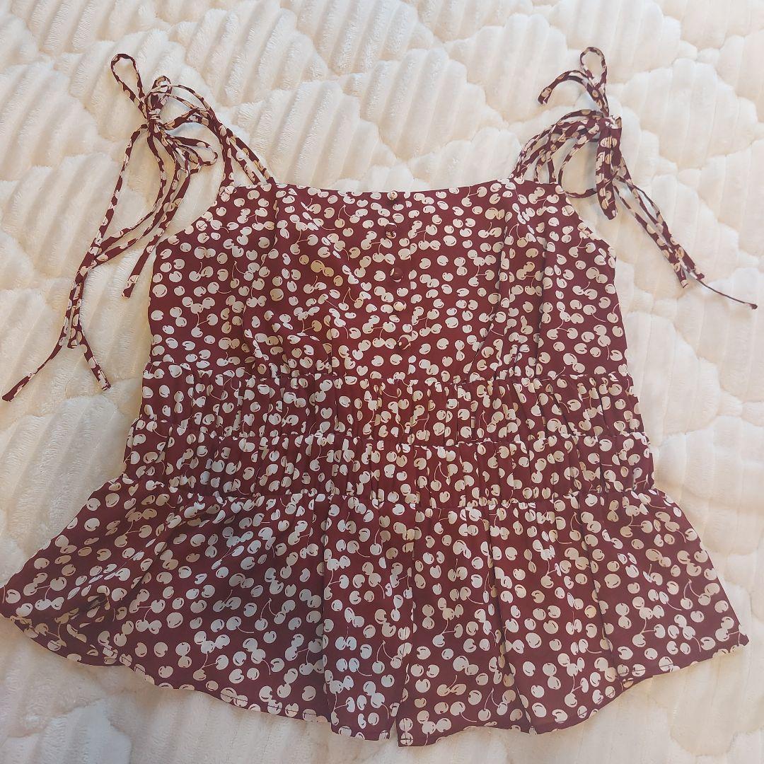 トップス Herlipto Cherry Pattern Strap Top M