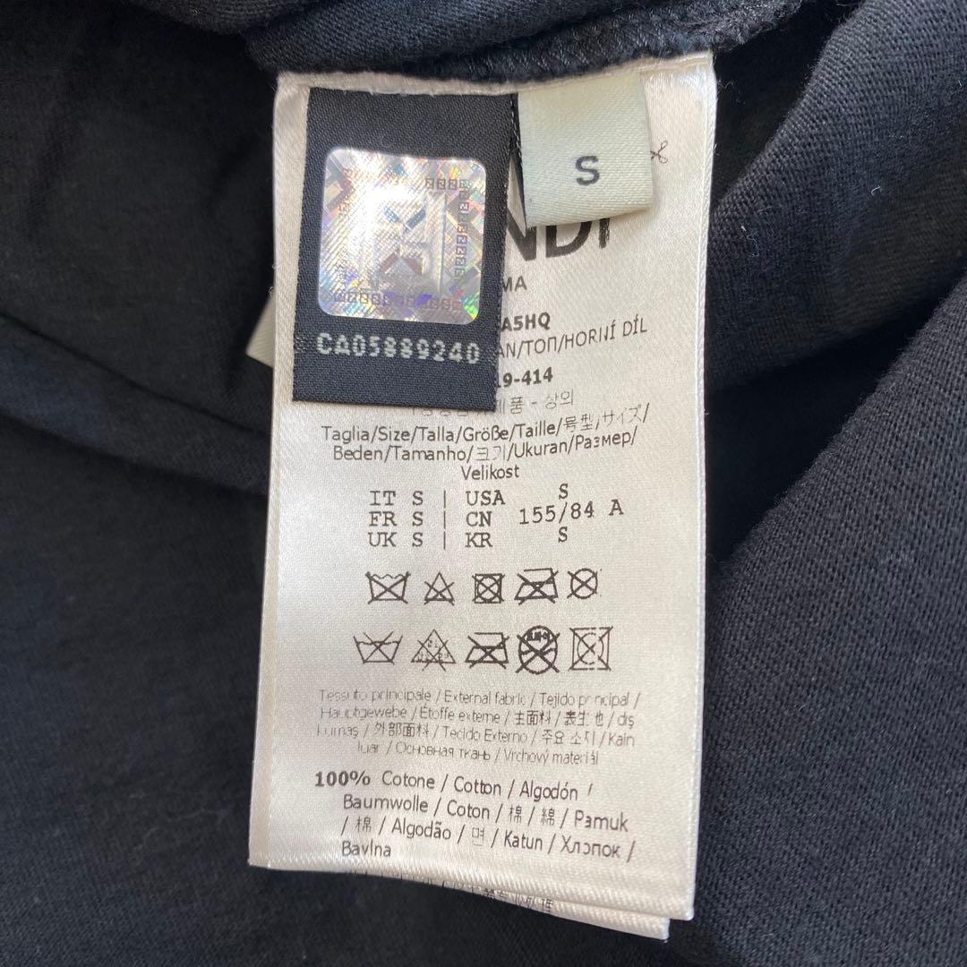 美品★FENDI フェンディ 半袖Tシャツ カットソー ミンクファーFFロゴ S