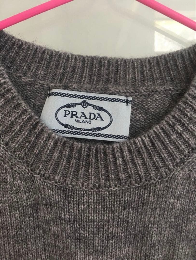 【ヨチン】プラダ/PRADA Tシャツ Sサイズ　美品