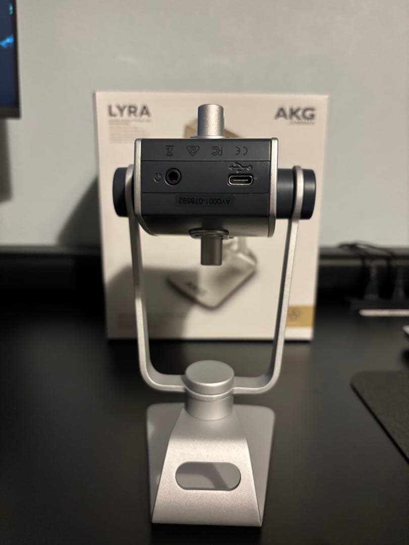 AKG (アーカーゲー) Lyra-Y3
