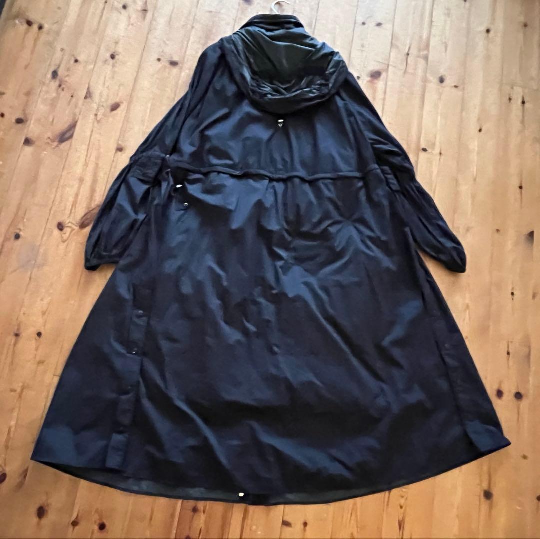 MONCLER フード内蔵　ライトダウン　コート　LINS