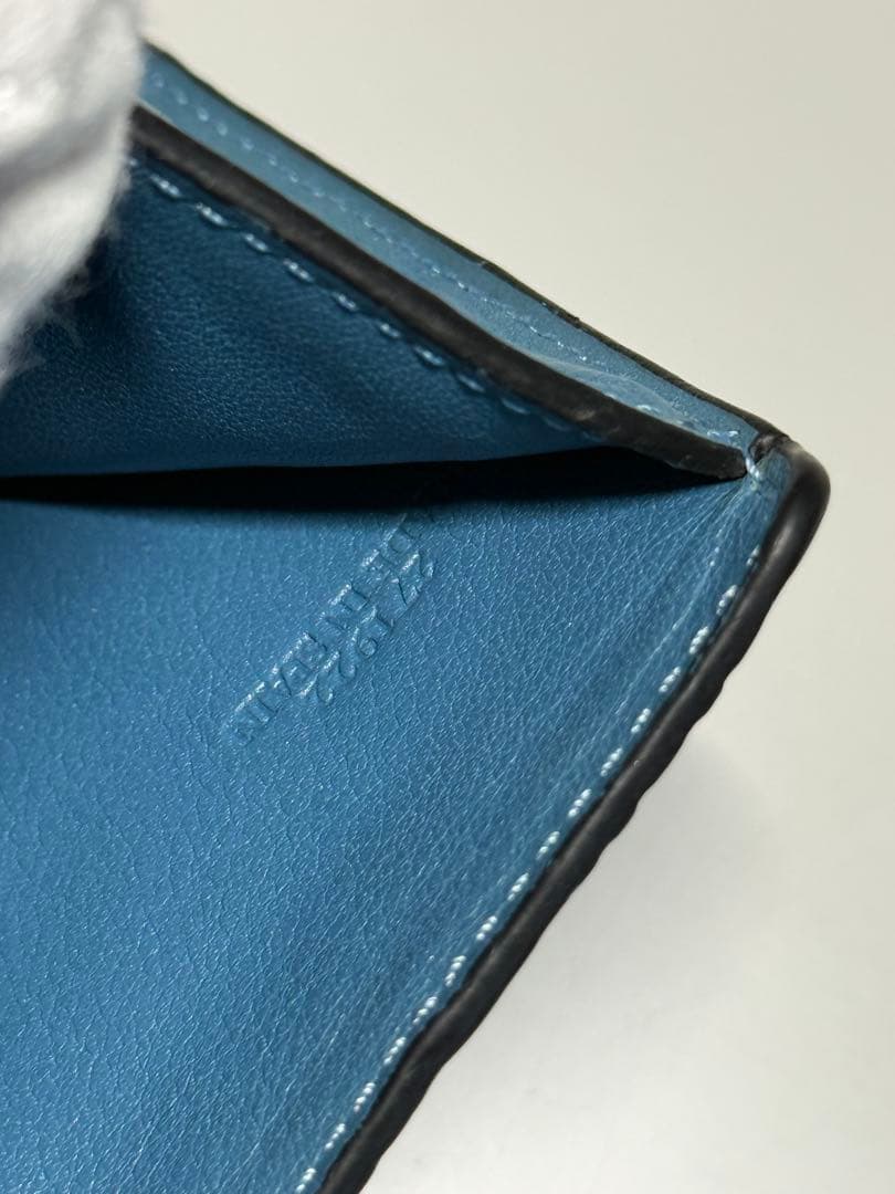 ロエベ　二つ折り財布　ウォレット　SKYBLUE