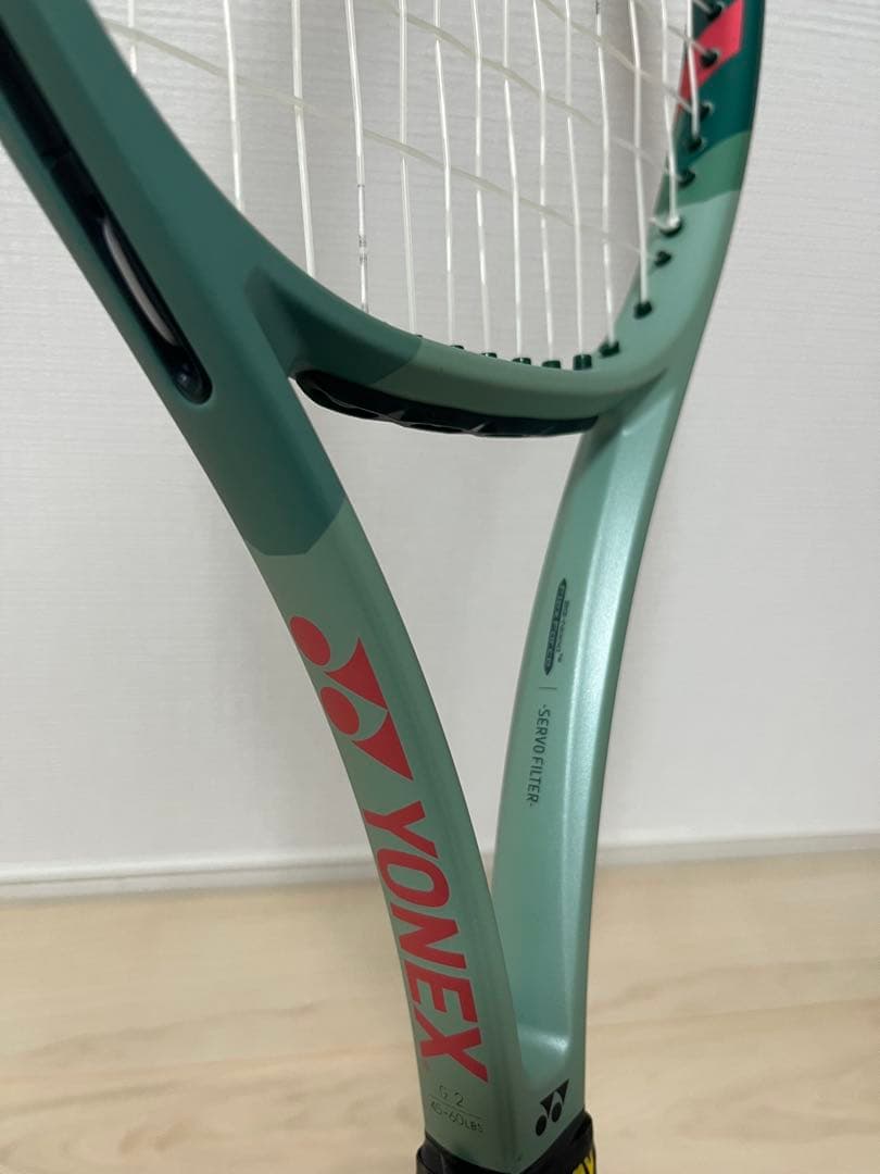 『値下げ』YONEX PERCEPT 104 G2 テニスラケット