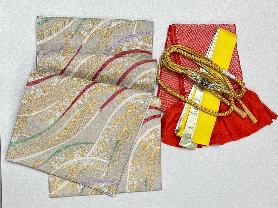 振り袖　フルセット　長襦袢付　金彩加工　刺繍入り　成人式　結婚式　777