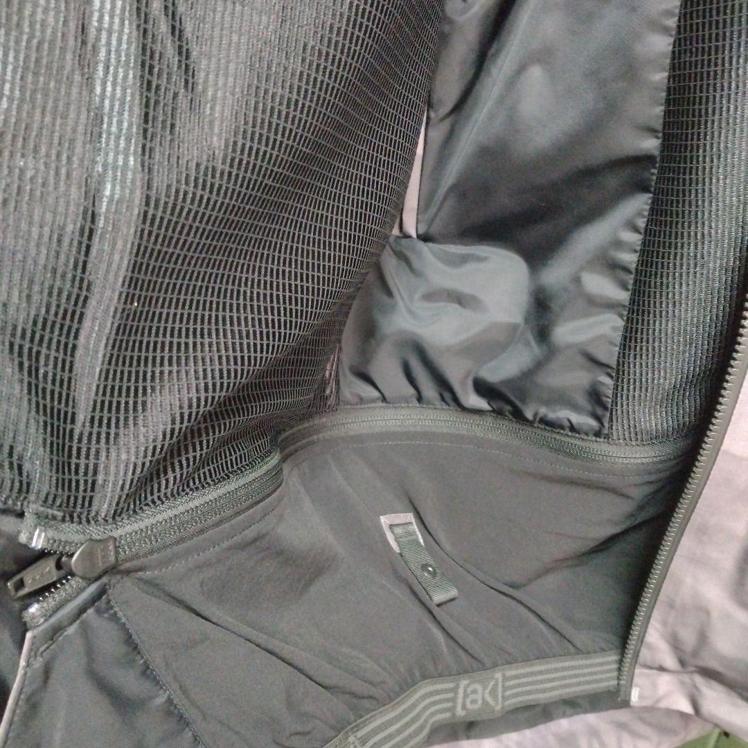BURTON　A・K（Sサイズ）