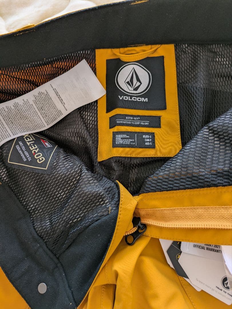ボルコム　GORE-TEX　スノーボードパンツUS Sサイズ　マスタードカラー