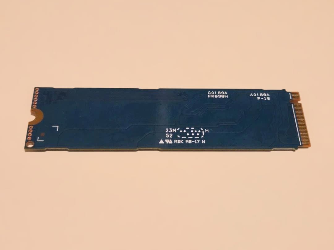 KIOXIA M.2 SSD NVMe 2TB◆使用15時間◆健康状態100%