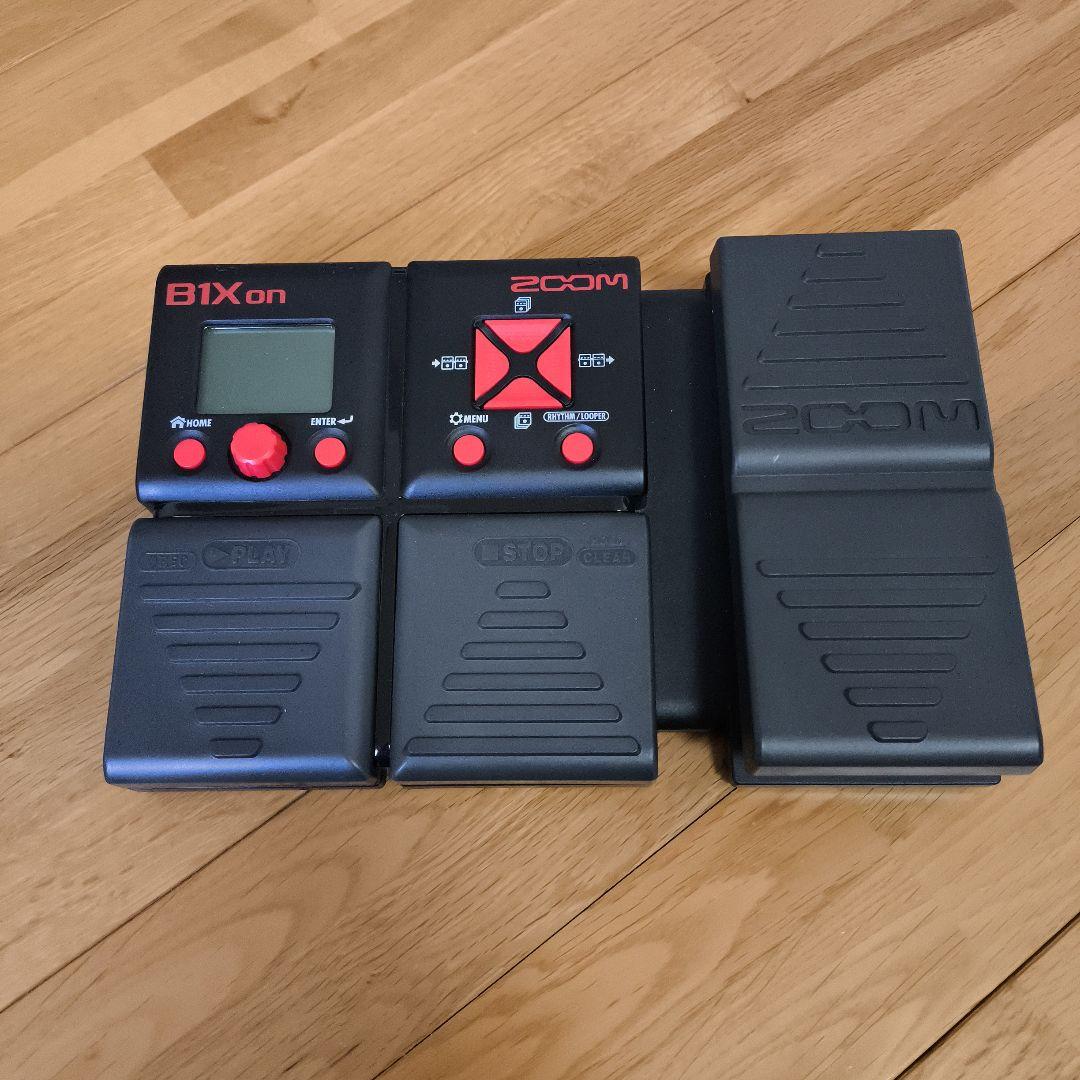 ZOOM B1X on ベースエフェクター