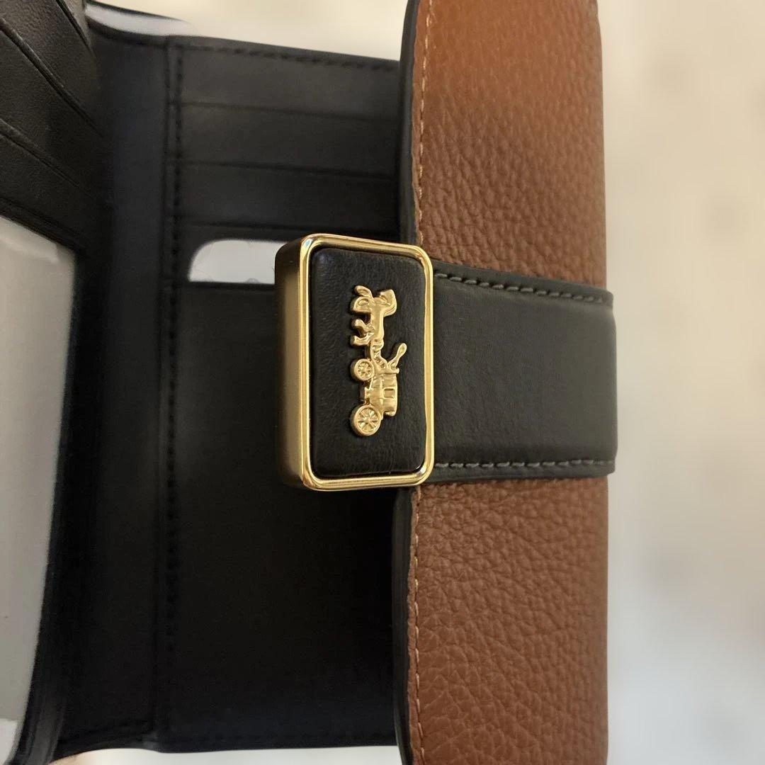 COACH三つ折り財布