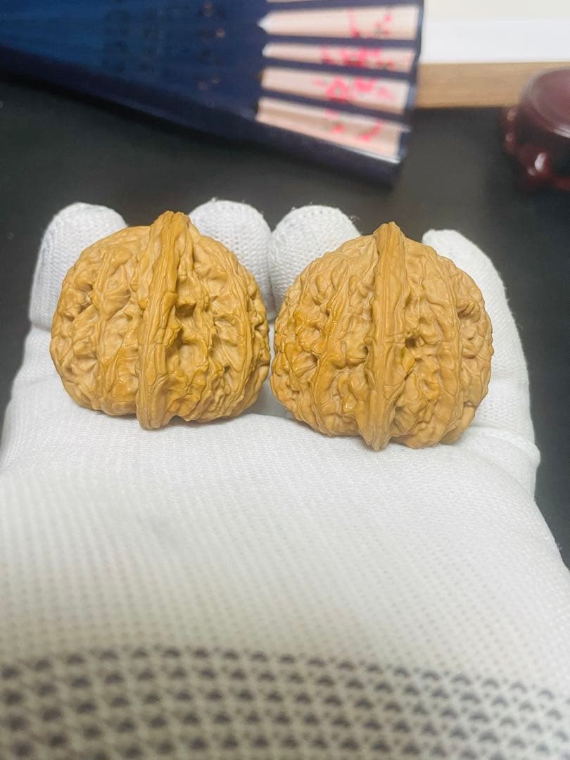 ❤️No.463遊ぶクルミ　文玩核桃 精配三角承德密紋