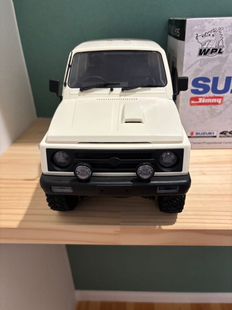 SUZUKI RCカー 1/10 ホワイト　WPL ジムニーラジコン