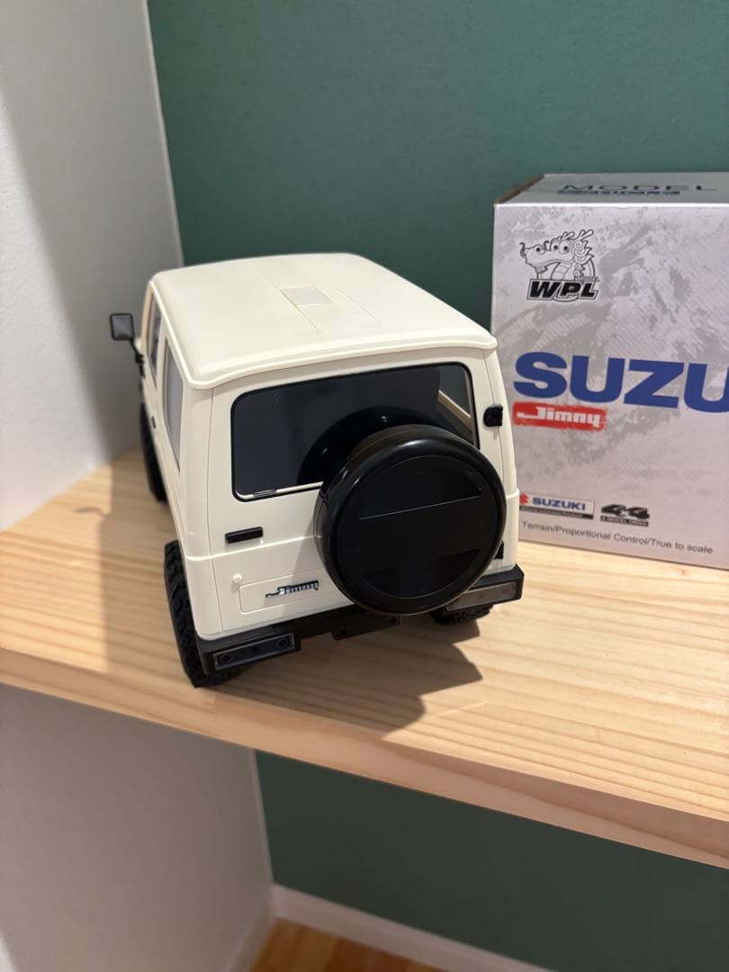 SUZUKI RCカー 1/10 ホワイト　WPL ジムニーラジコン