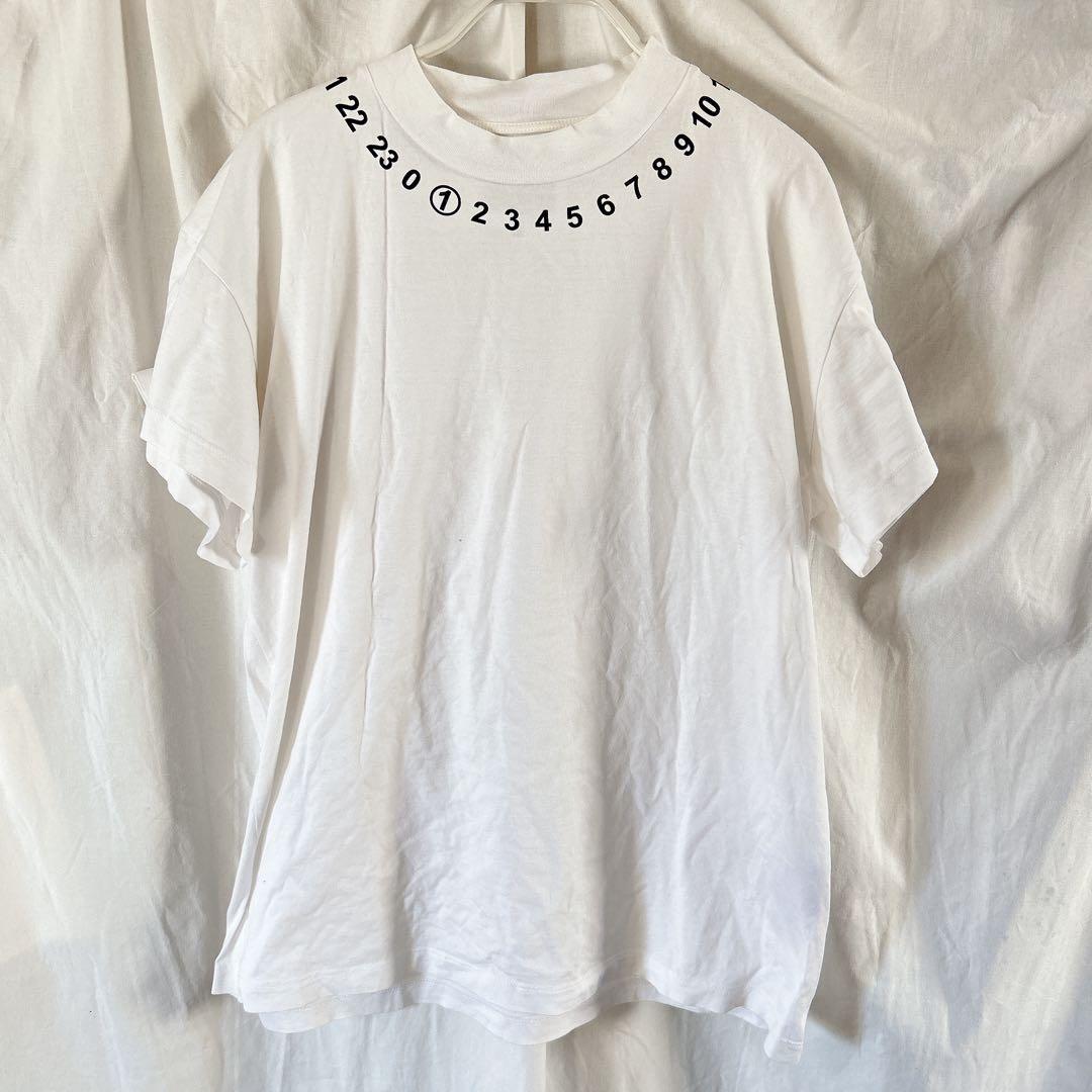 メゾンマルジェラ 半袖Tシャツ 数字プリント