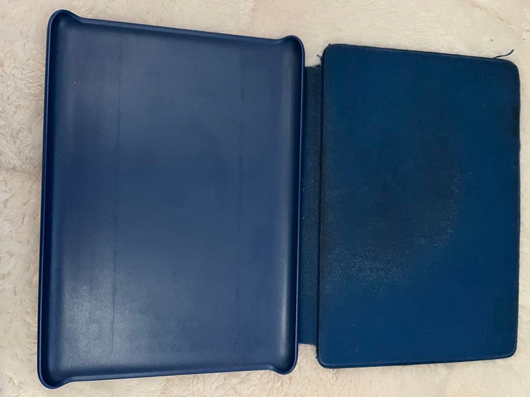 Kindle Paperwhite 第10世代32GB広告無し　本体＋カバー