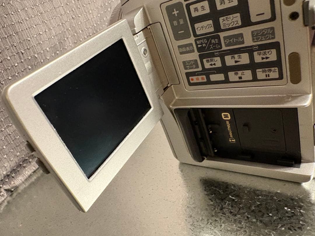 SONY DCR-PC110 ビデオカメラ