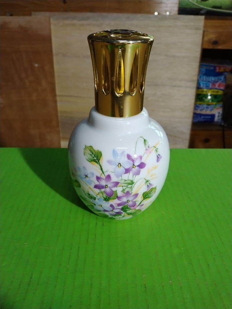 フランス製 ランプベルジェ　芳香器とオイル 2L ユーカリ と薄め液2L