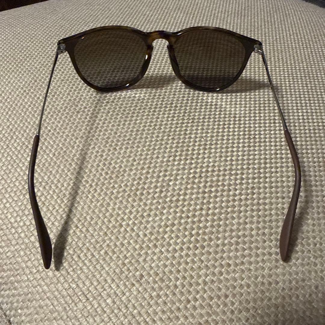 Ray-Ban Erika サングラス 54-18-145