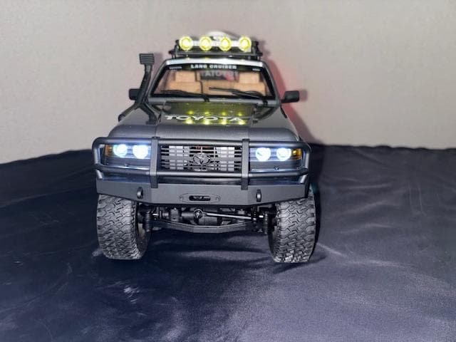 サ*君様 JXC 1/12 ランドクルーザー(LC80) RCクローラー　（中国