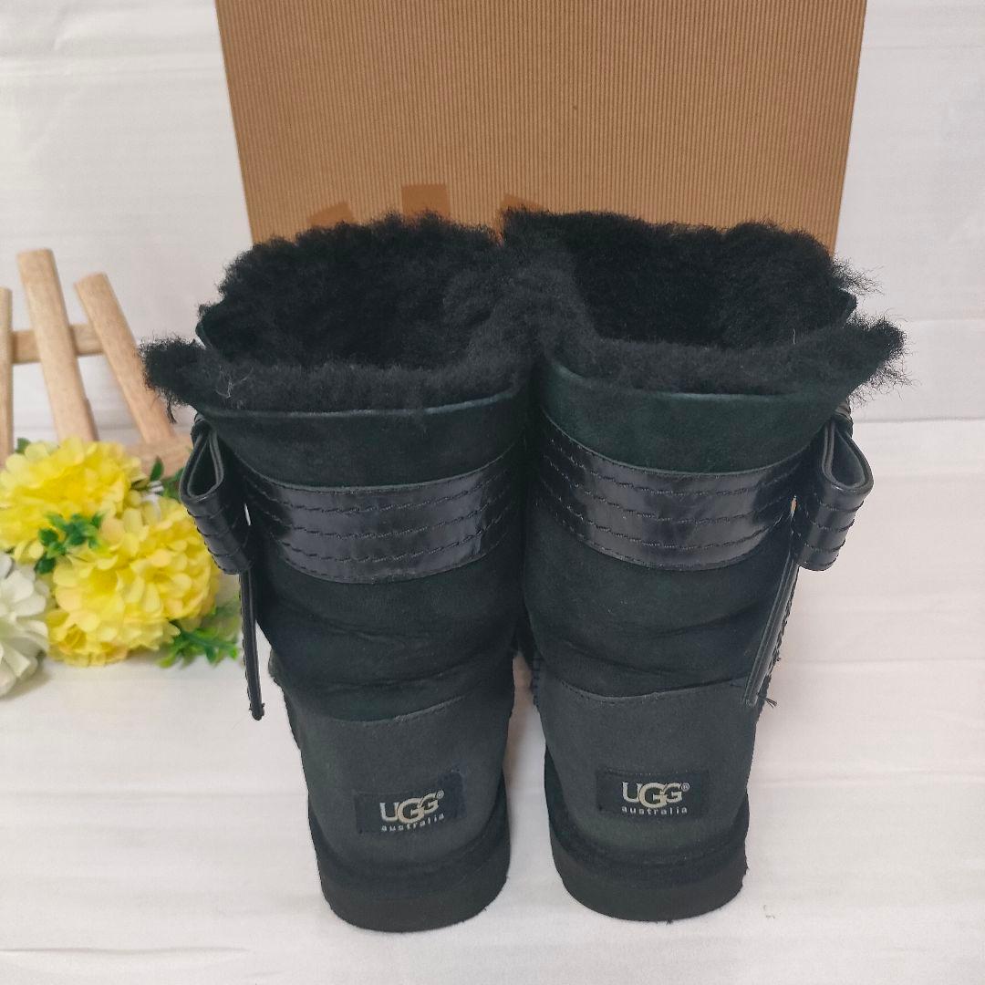 美品 アグ UGG ジョゼット レザーリボン ムートンブーツ 24cm ボア 黒
