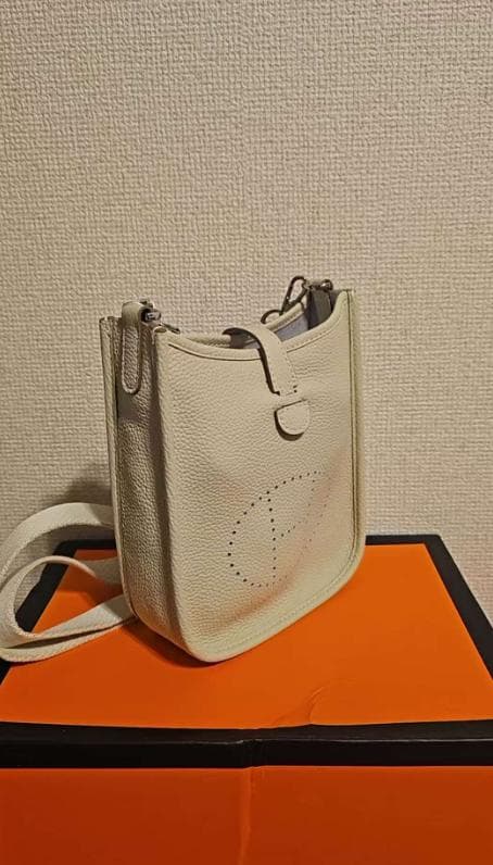 エルメス エブリン16 ミニ ホワイト レザー ショルダーバッグ