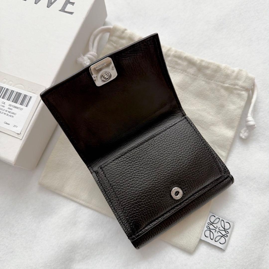 LOEWE ロエベ　財布　三つ折り財布　アナグラムトライフォールド　ブラック　黒