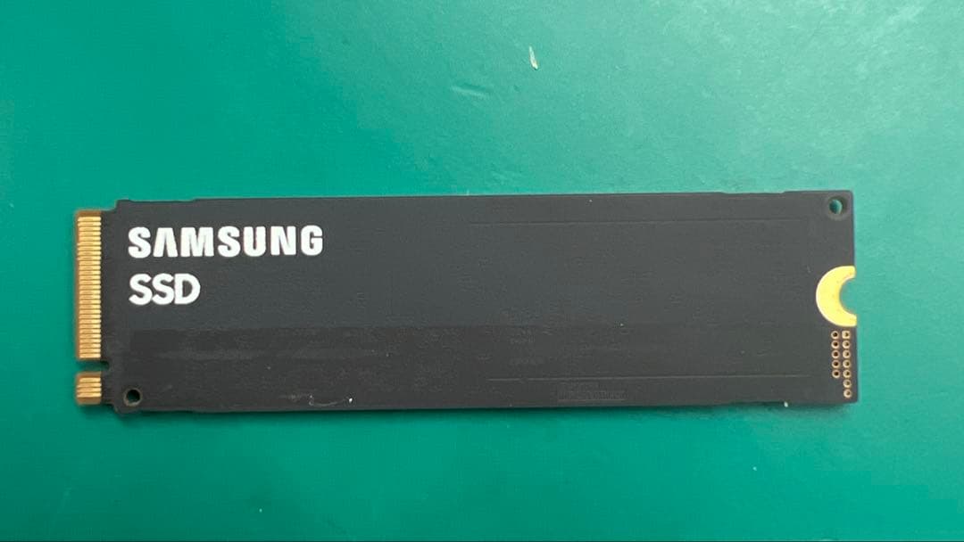 内蔵型SSD 2TB NVMe M.2 SSD SAMSUNG