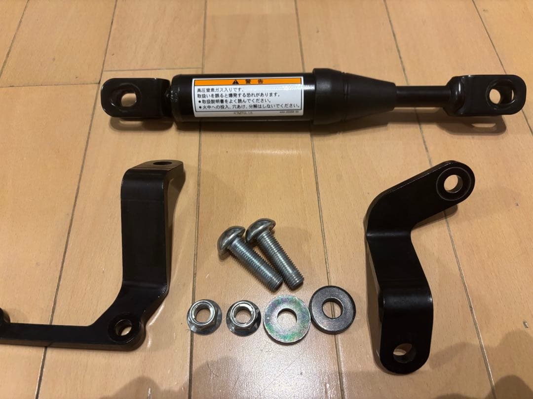YAMAHA SR400 パフォーマンスダンパー　ヤマハ　SR400