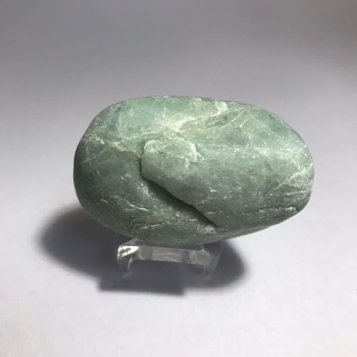 糸魚川翡翠原石【海岸】94g