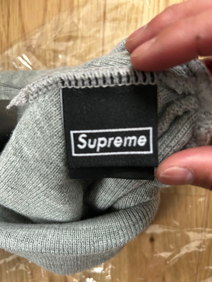 青*】様 新品未使用　Supreme New Era BOXロゴ　ニット帽　ビー