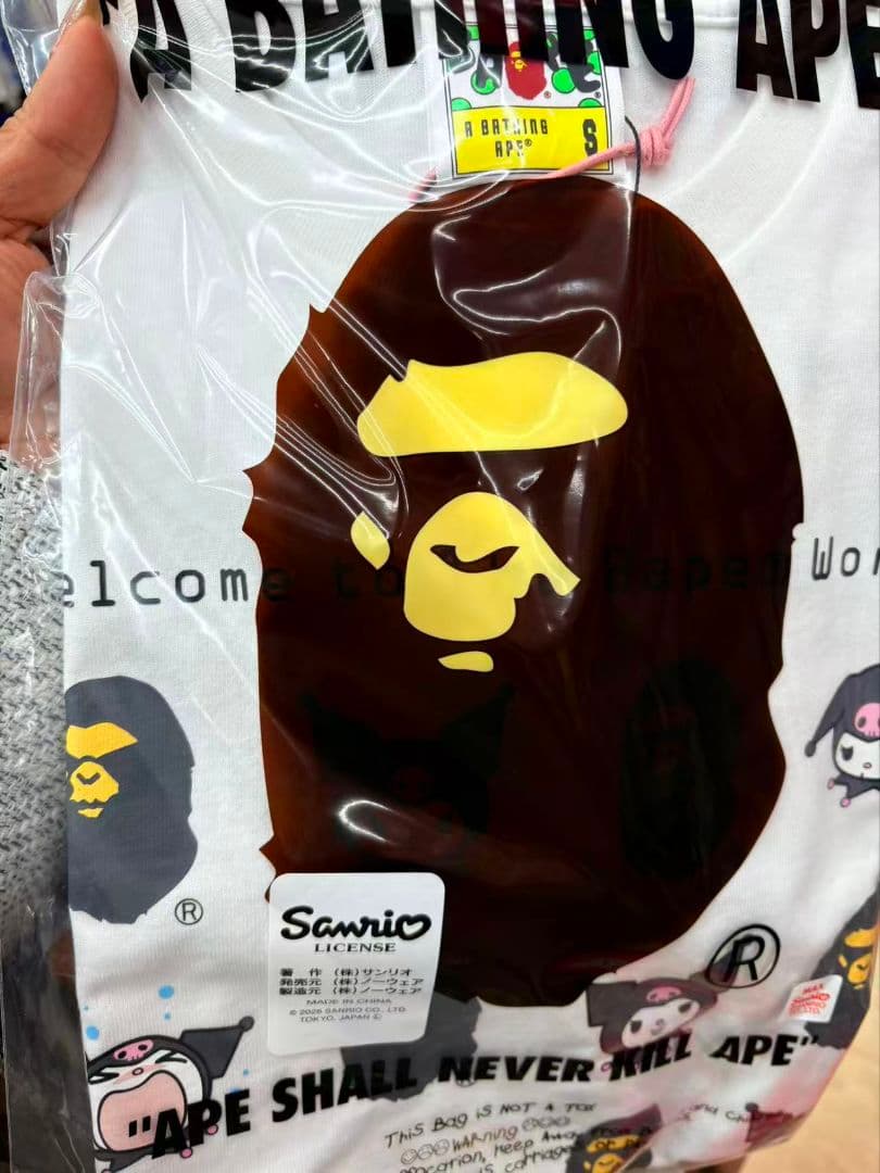最終値下A BATHING APE Bape サンリオ Tシャツコラボ新品