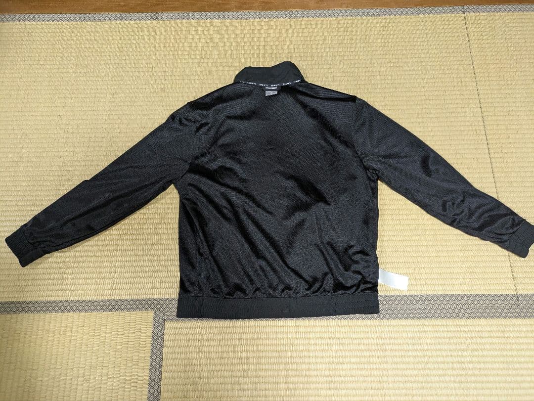 PUMA　新品トレーニングウェア　上下セット　Ｍサイズ　最終価格