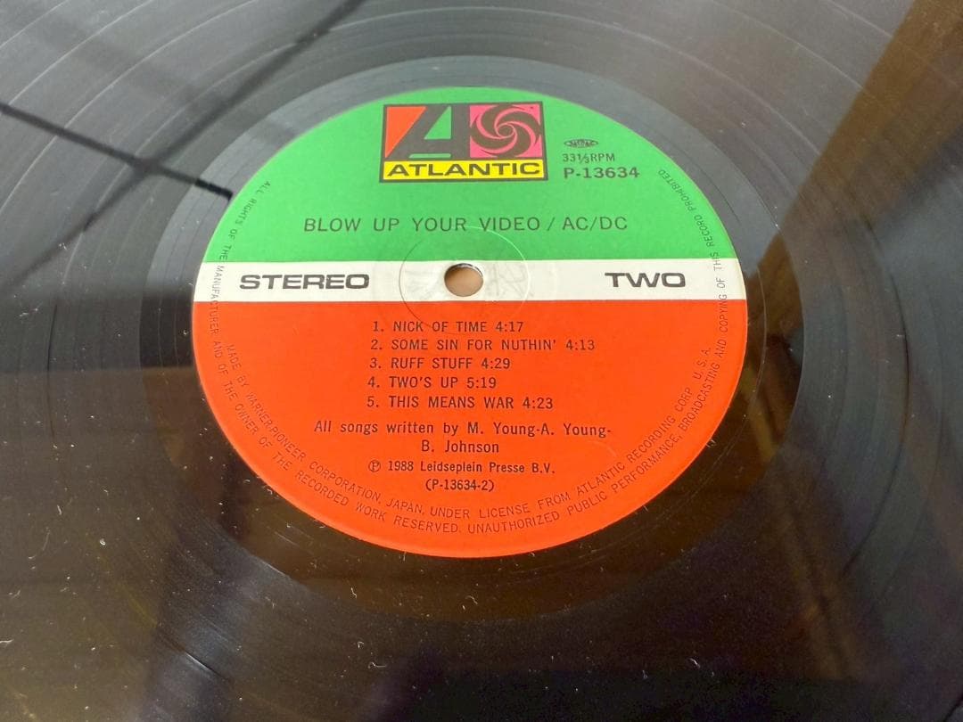 ACDC /BLOW UP YOUR VIDEOブロウアップユアヴィデオ　LP