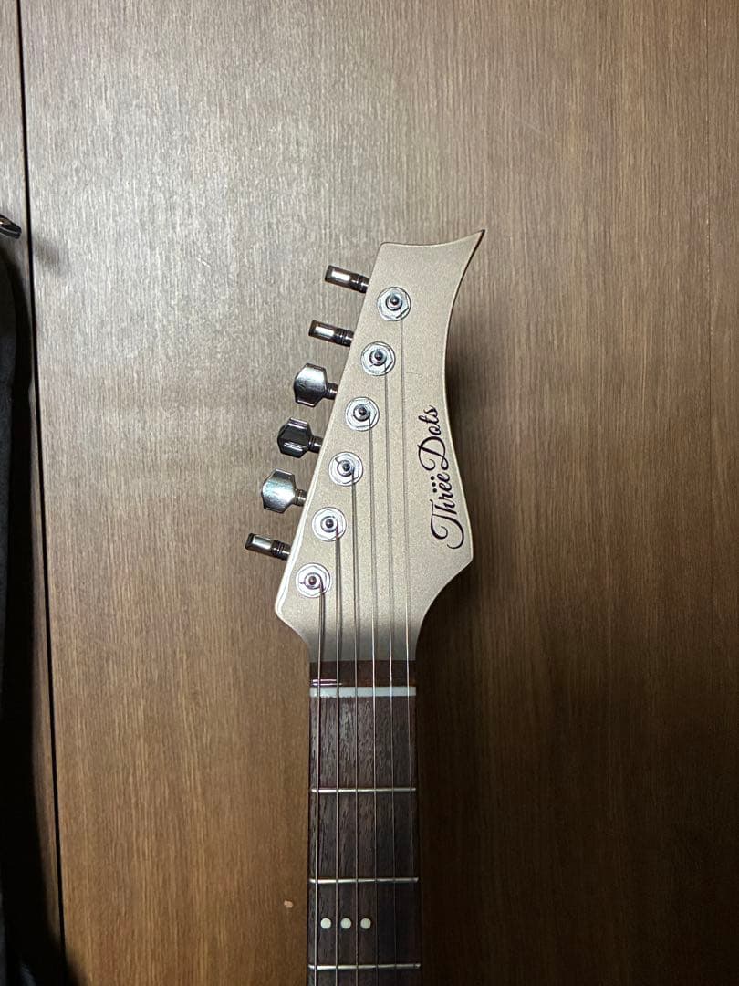 Three Dots Model/S DGM ストラト グレー