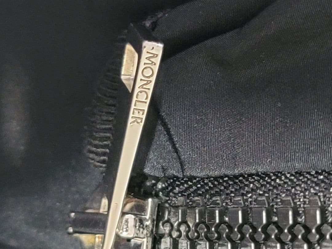 MONCLER モンクレール 黒ジップアップニットカーディガン M