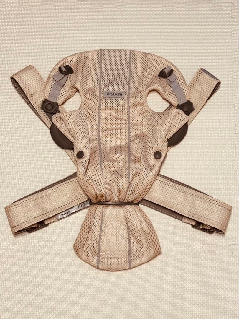 【最終価格】BabyBjorn ベビーキャリア MINI Air パーリーピンク