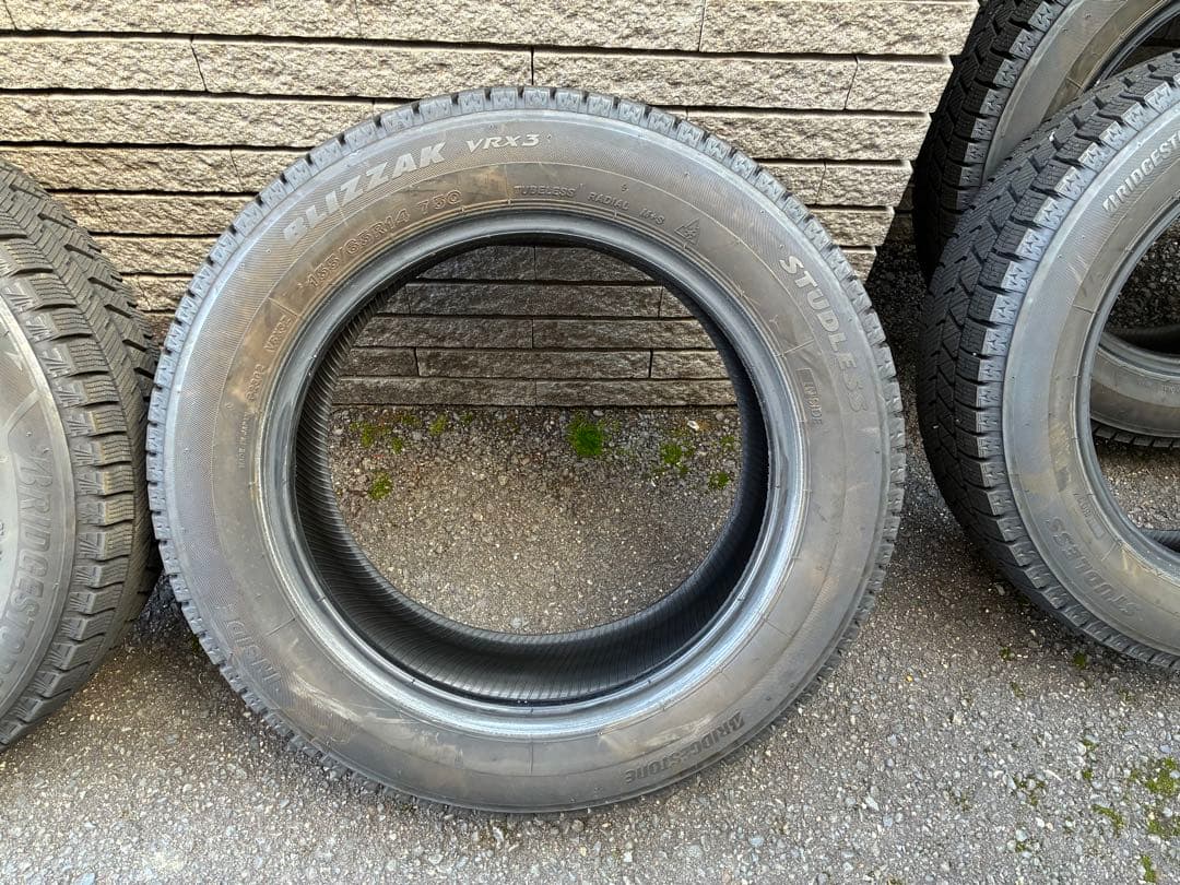 2024年製BRIDGESTONE VRX3 スタッドレス　ブリヂストン 4本