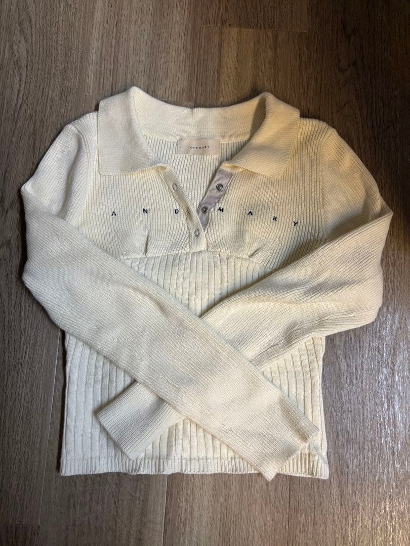 andmary Lindsay logo tops アイボリー