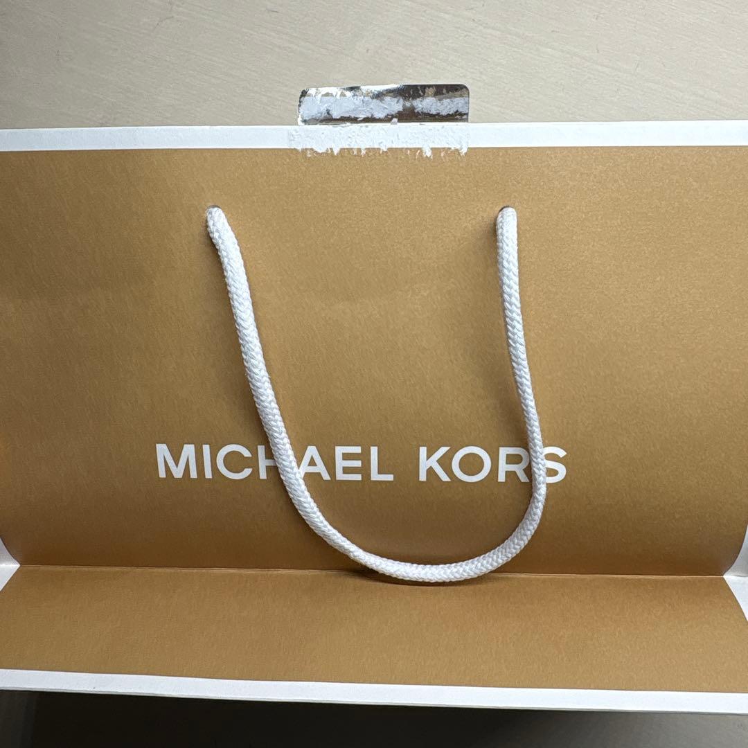 MICHEAL KORS 三つ折財布
