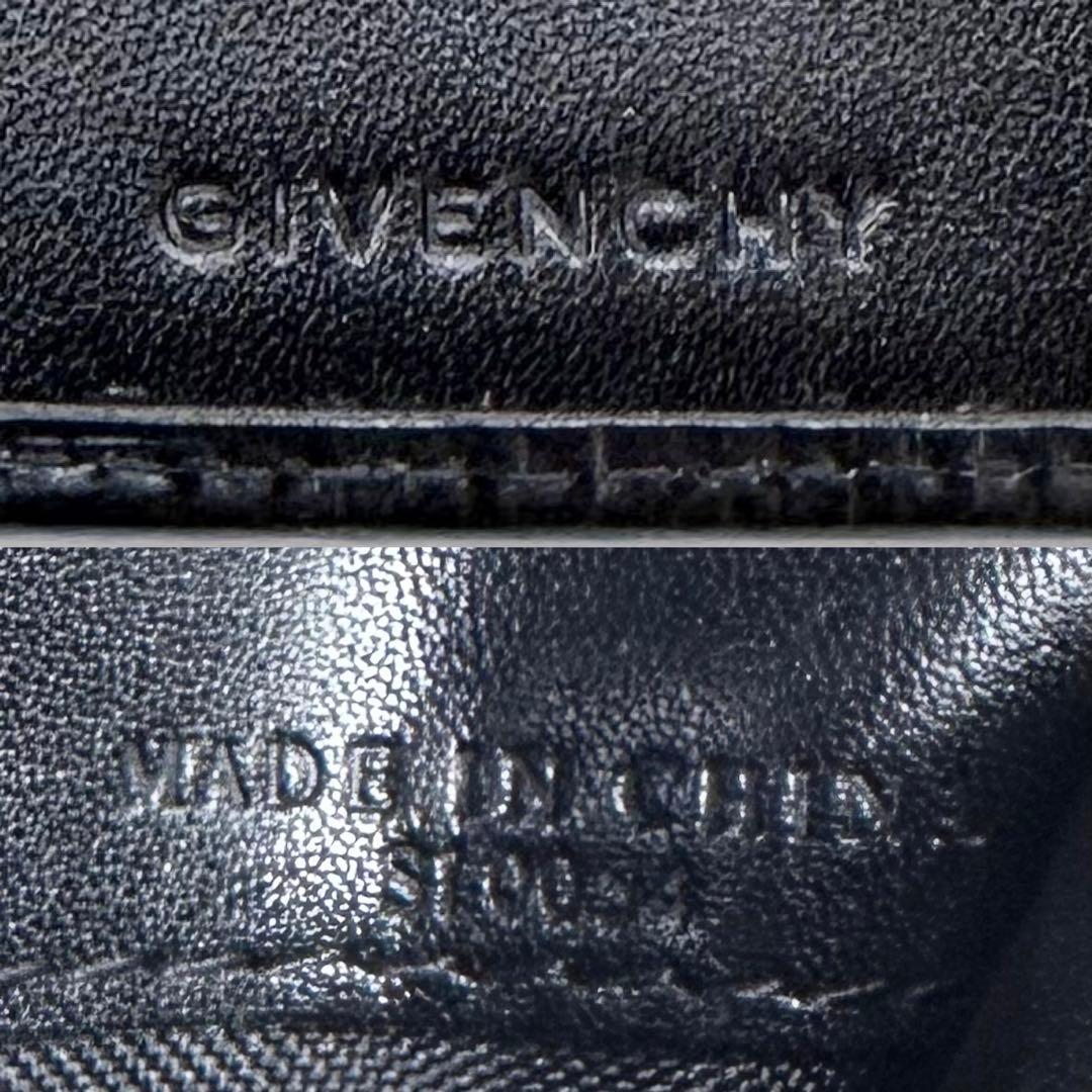 極美品✨GIVENCHY ジバンシィ 4Gエンボス ２つ折り財布 本革 ブラック