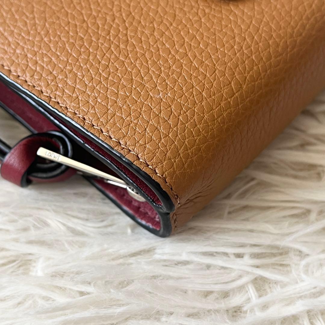 LOEWE 二つ折り財布 ブラウン　コンパクト　キャラメル　ピーカン