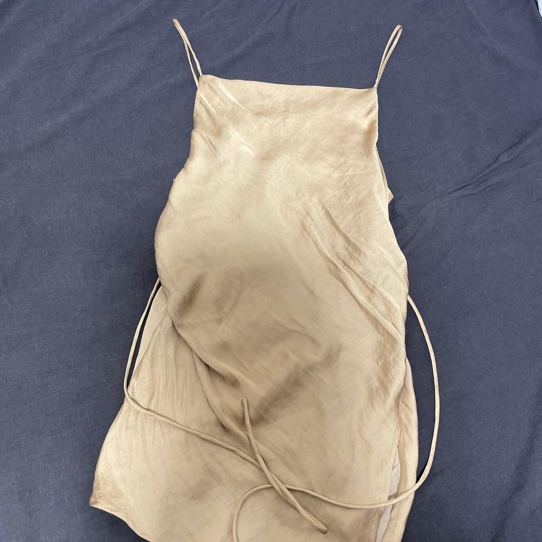 トップス CLANE DRAPE SATIN CAMISOLE TOPS