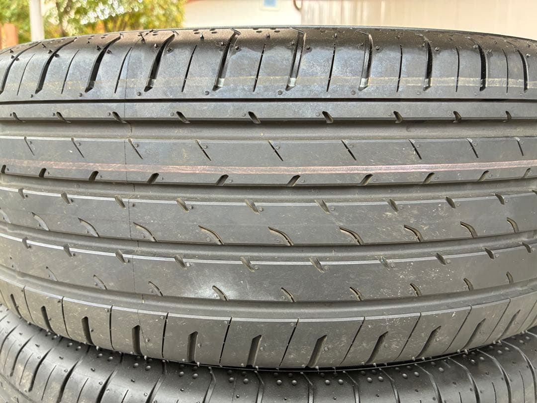 新車外しタイヤ4本セット ヨコハマ　225/65R17 2025年49週製