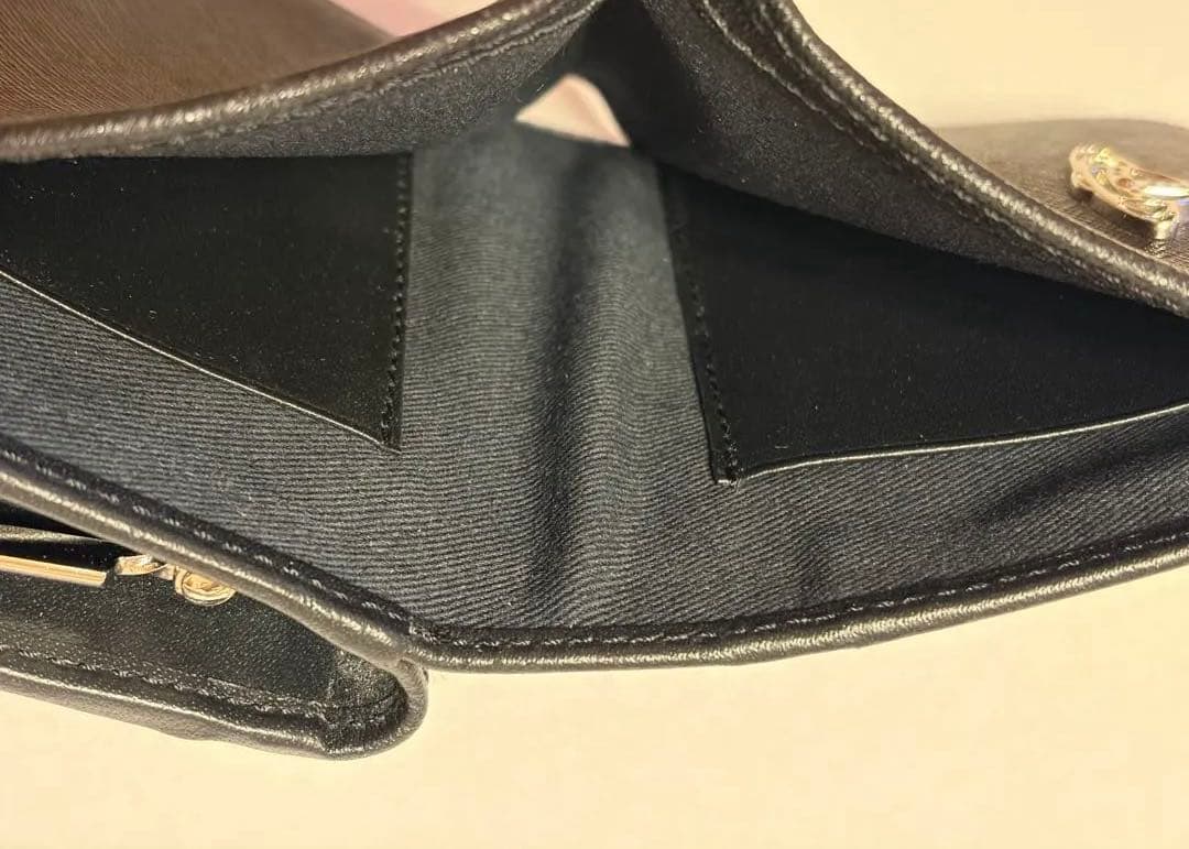 ヴィヴィアンウエストウッド 二つ折り財布 サフィアーノブラック