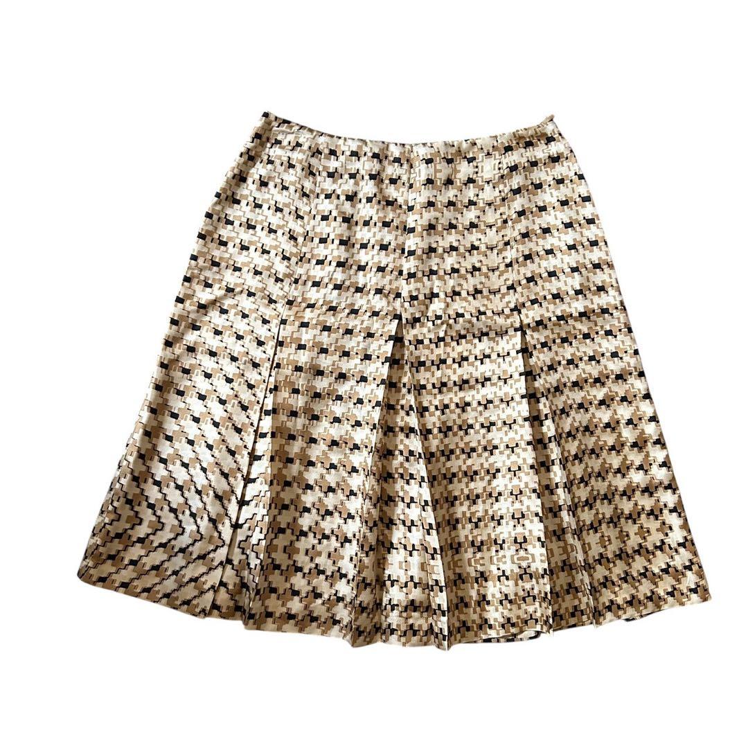 【新品タグ付き】MaxMara プリーツフレアスカート 42 シルク100%
