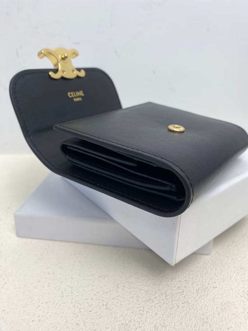 CELINE 黒 レザー三つ折り財布