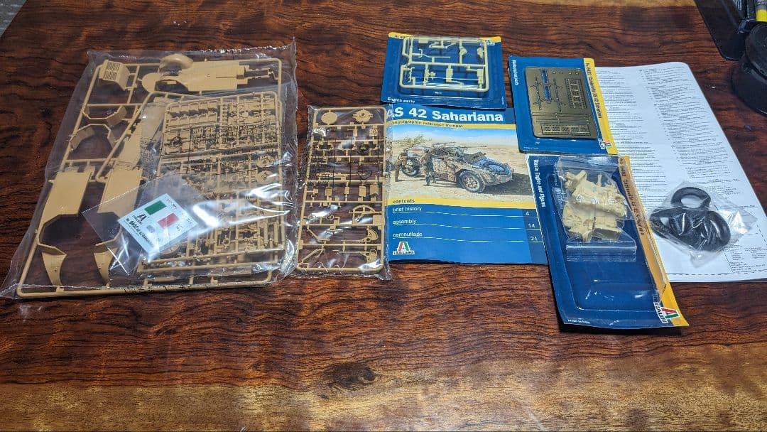 た*た様 イタリア カミオネッタ AS42 サハリアーナ (写真資料集付