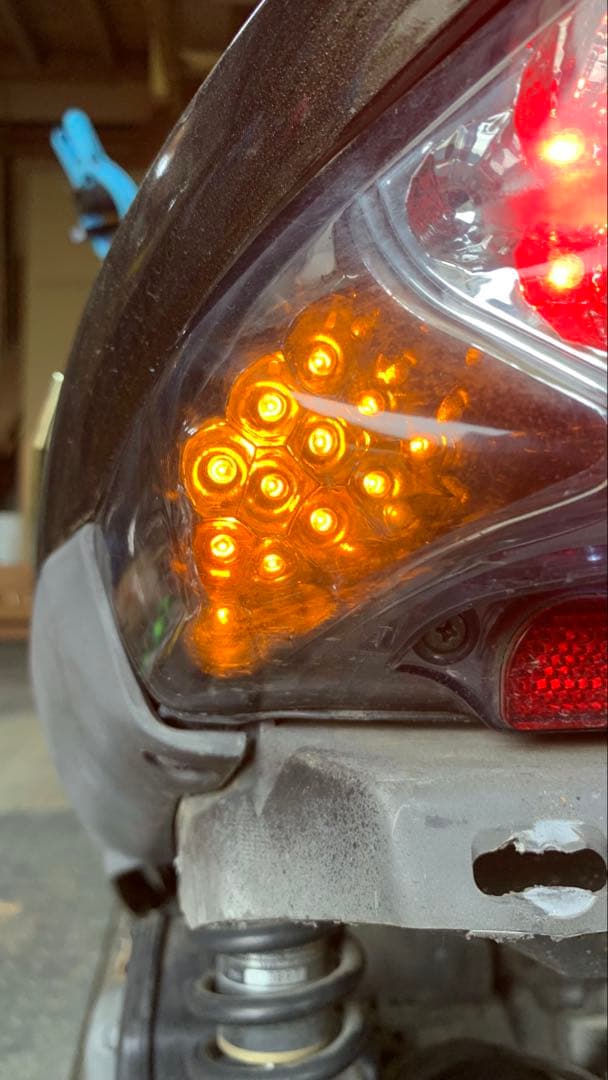 アドレスV125/G CF4EA（K9）専用　HYH製LEDスモークテールセット