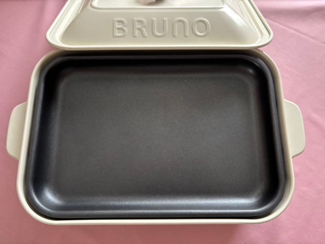 BRUNO コンパクトホットプレート ホワイト グリル、スヌーピープレート付