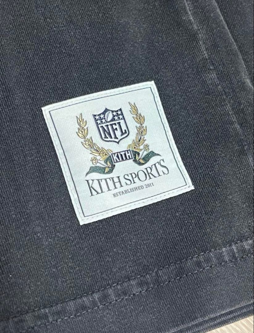 KITH x NFL Raiders Tシャツ