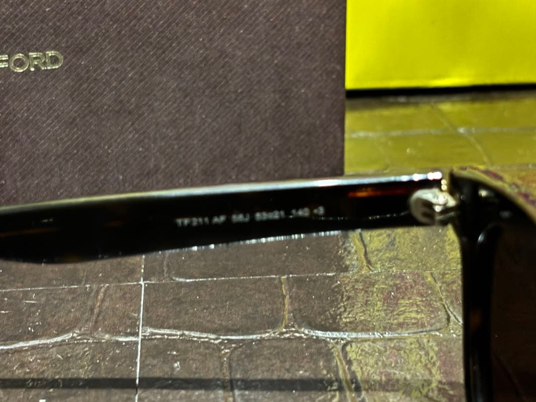 TOM FORD トムフォード　サングラス　コムドット着用
